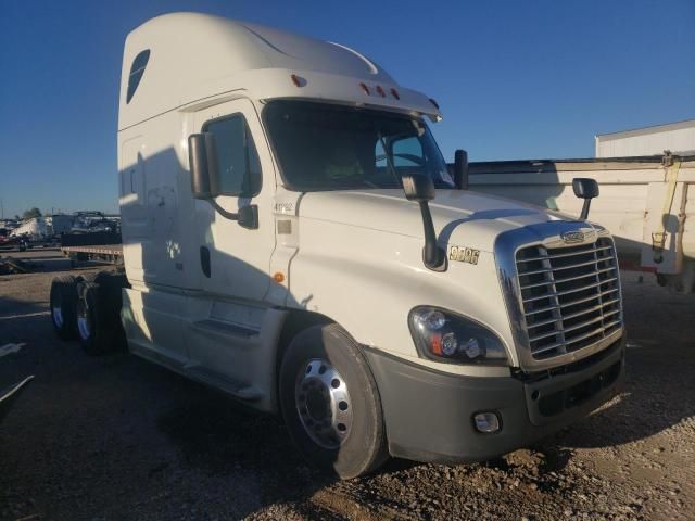 2016 Freightliner Cascadia 125