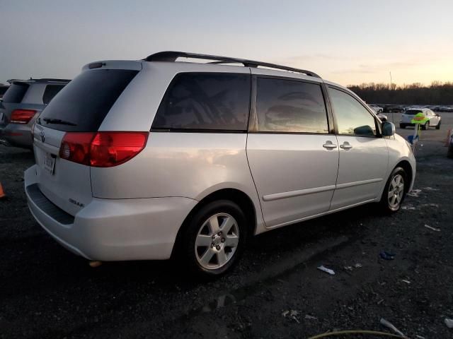 2008 Toyota Sienna XLE