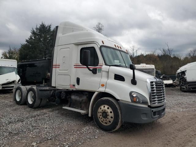 2017 Freightliner Cascadia 113