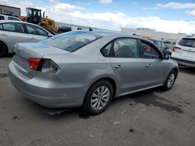 2013 Volkswagen Passat S