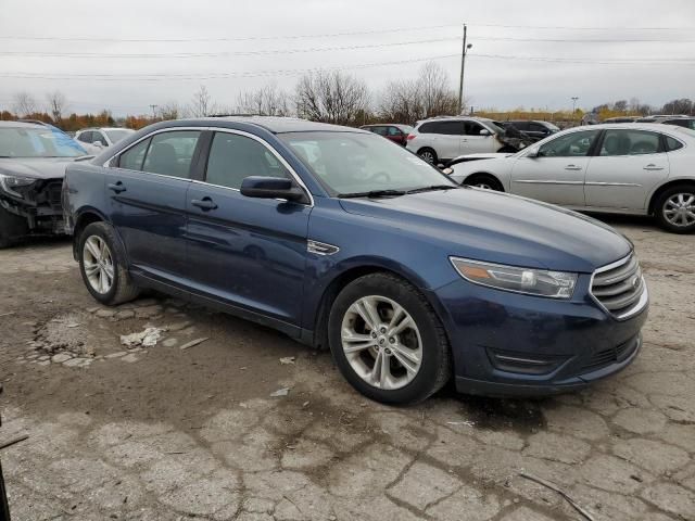 2016 Ford Taurus SEL