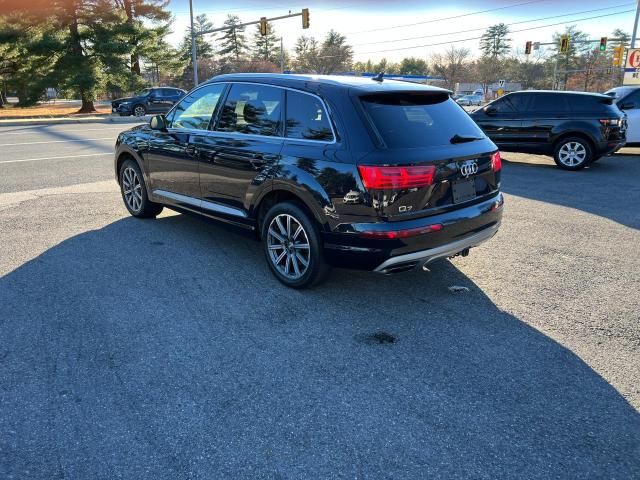 2017 Audi Q7 Premium Plus