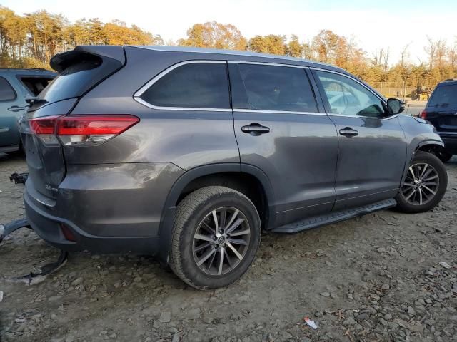 2018 Toyota Highlander SE