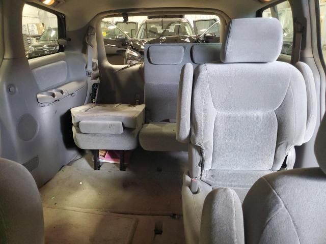 2005 Toyota Sienna CE