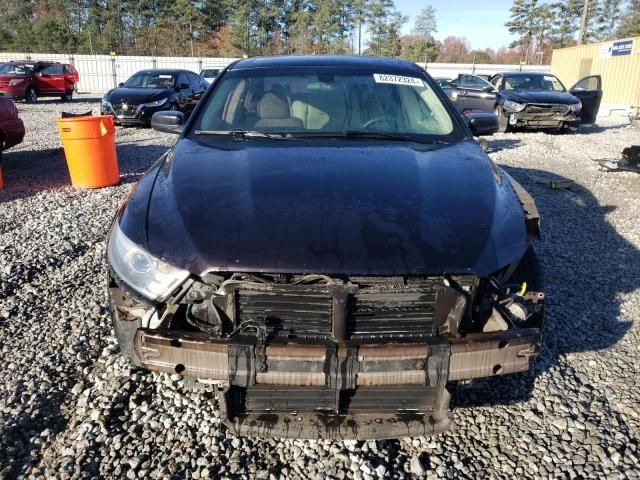 2013 Ford Taurus SE