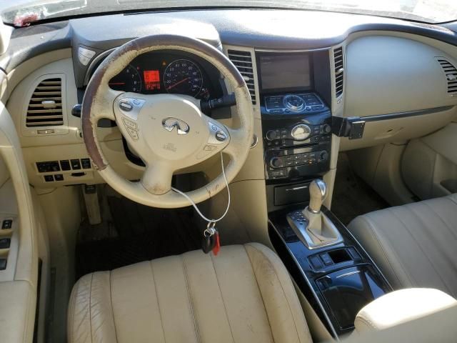 2011 Infiniti FX35