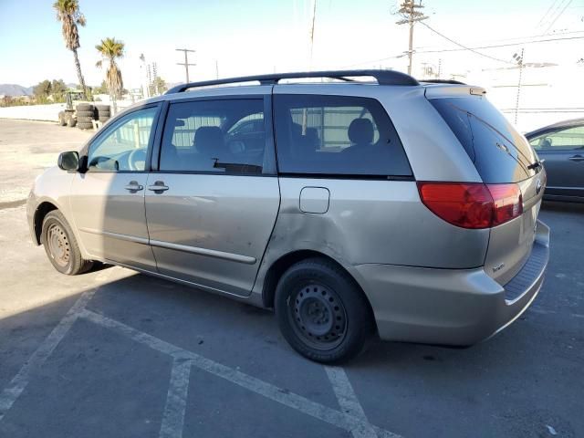 2009 Toyota Sienna CE