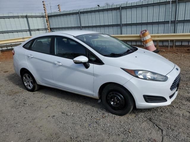 2015 Ford Fiesta SE