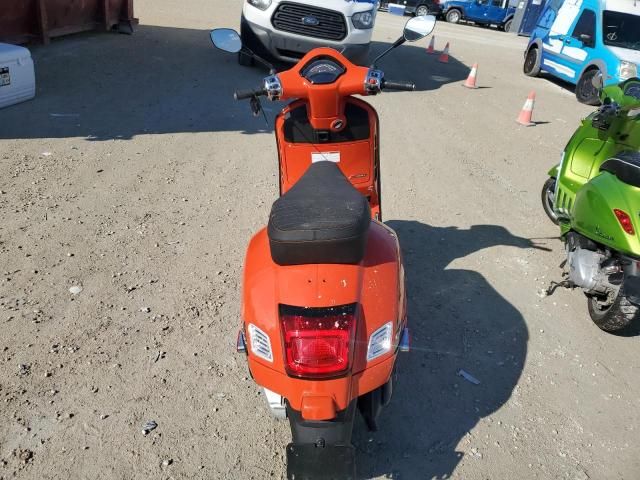 2023 Vespa GTS/SEI Giorni 300