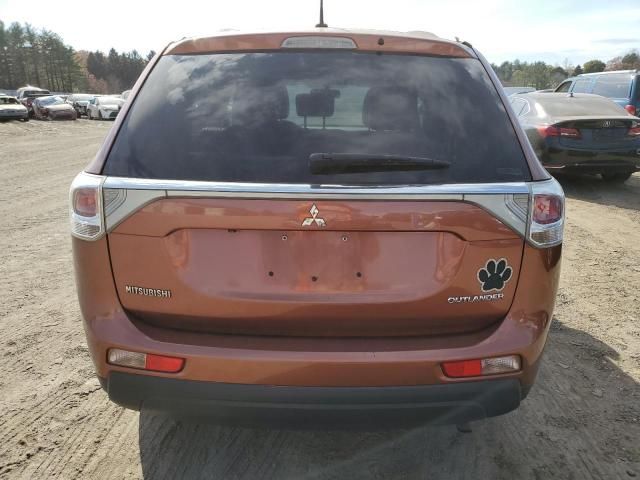 2014 Mitsubishi Outlander SE