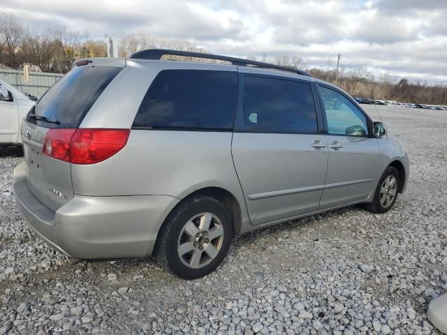 2008 Toyota Sienna XLE