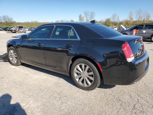 2018 Chrysler 300 Touring