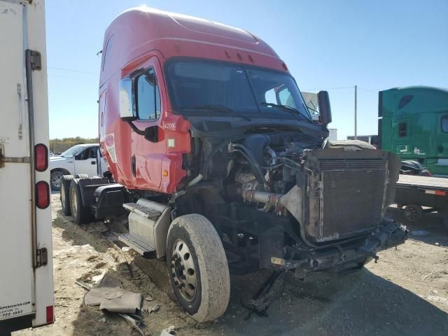 2016 Freightliner Cascadia 125