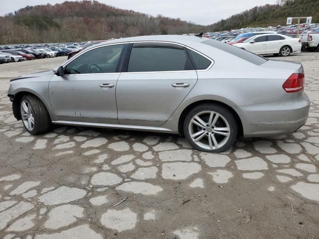 2012 Volkswagen Passat SEL