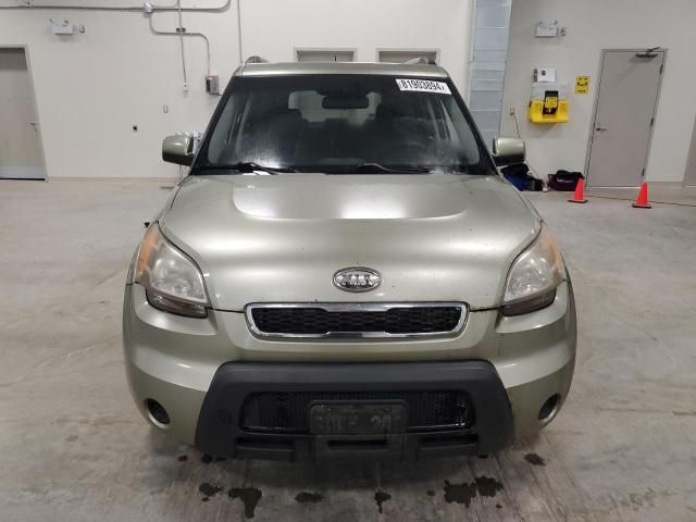 2010 KIA Soul +