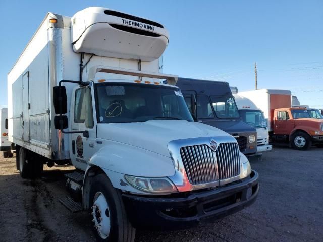 2005 International 4000 4300