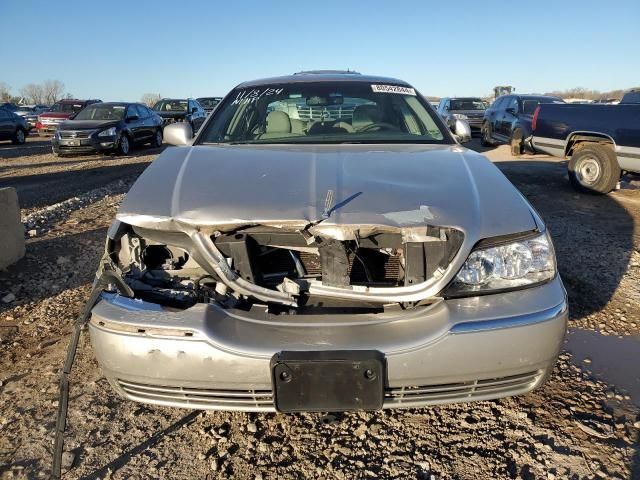 2007 Lincoln Town Car Signature