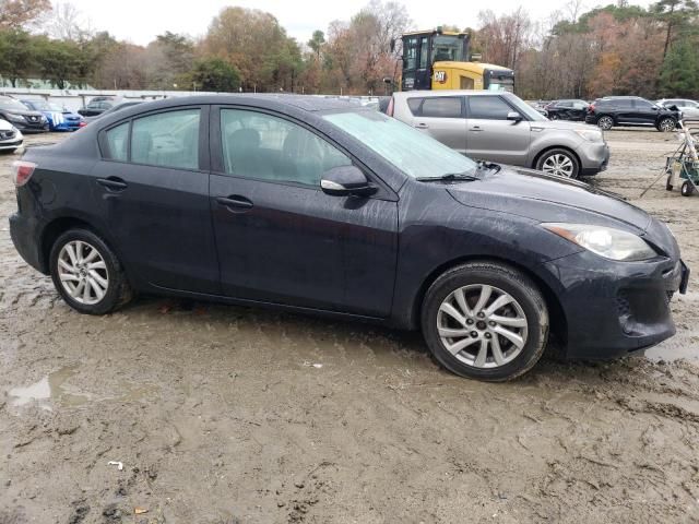 2013 Mazda 3 I