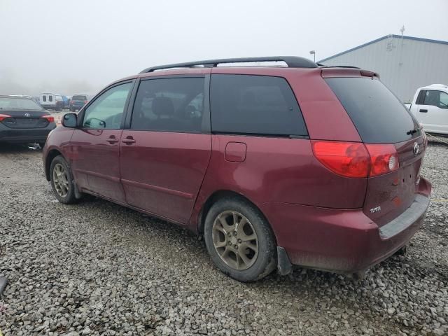 2006 Toyota Sienna XLE