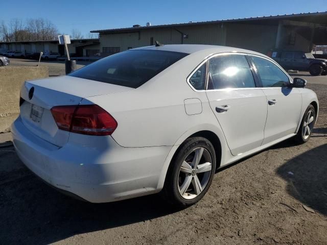 2013 Volkswagen Passat SE