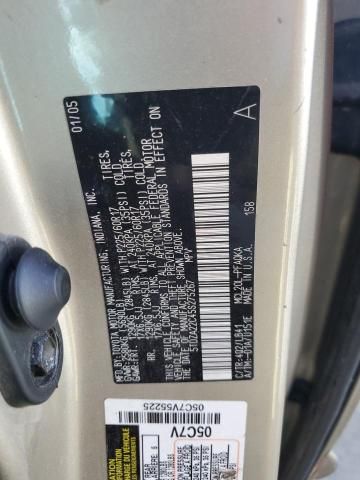 2005 Toyota Sienna XLE