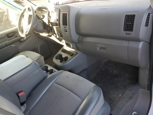 2018 Nissan NV 2500 S