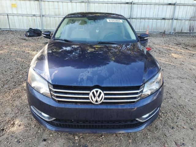 2015 Volkswagen Passat SE