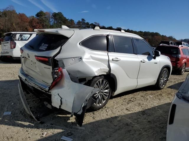 2021 Toyota Highlander Hybrid Platinum