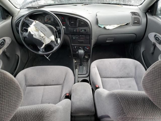 2002 KIA Spectra Base