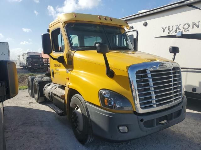 2014 Freightliner Cascadia 125