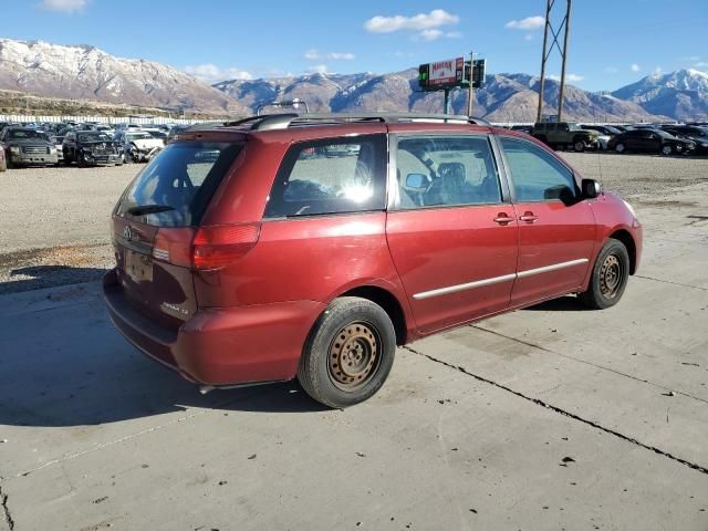 2004 Toyota Sienna CE