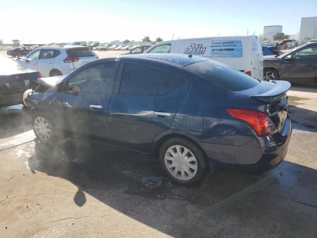 2013 Nissan Versa S