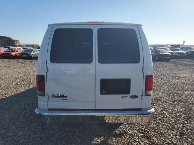 2014 Ford Econoline E350 Super Duty Wagon