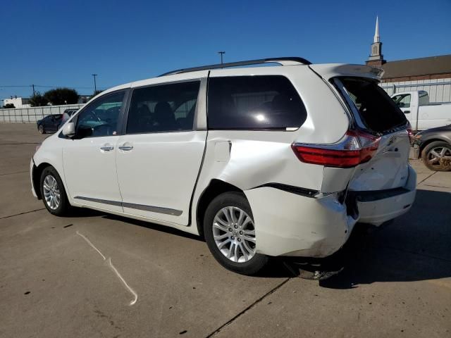 2015 Toyota Sienna XLE