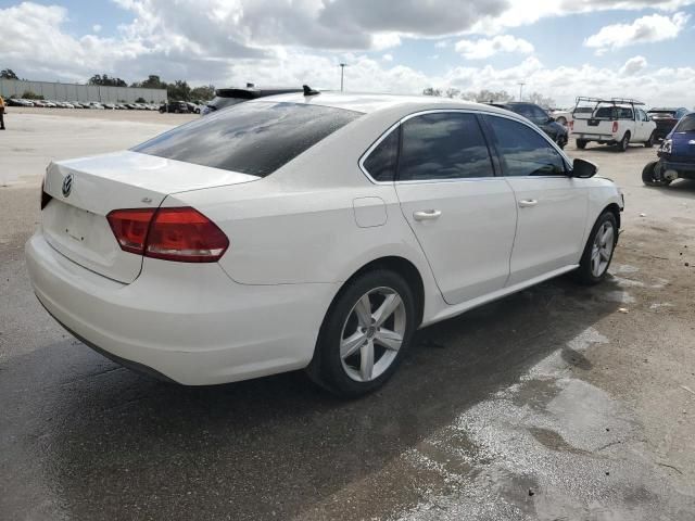 2012 Volkswagen Passat SE