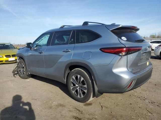 2021 Toyota Highlander Hybrid XLE