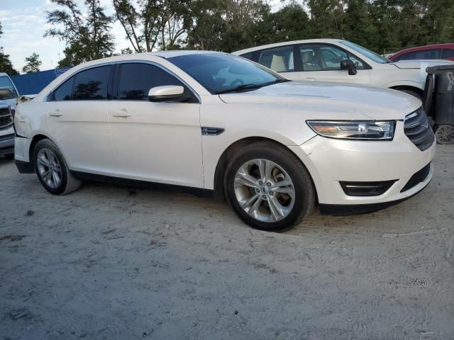 2019 Ford Taurus SEL