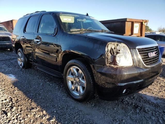 2011 GMC Yukon SLE