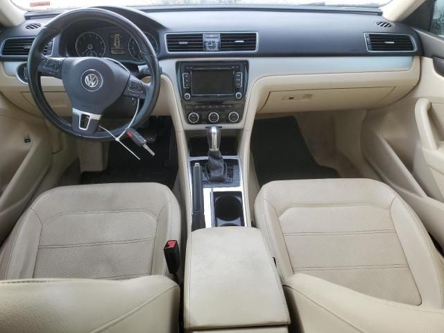 2012 Volkswagen Passat SE