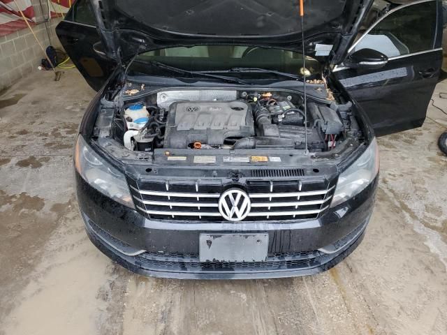 2012 Volkswagen Passat SE