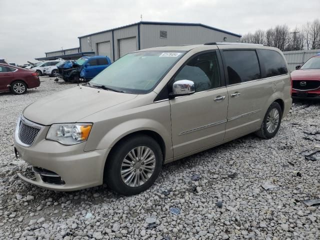 2013 Chrysler Town & Country Limited