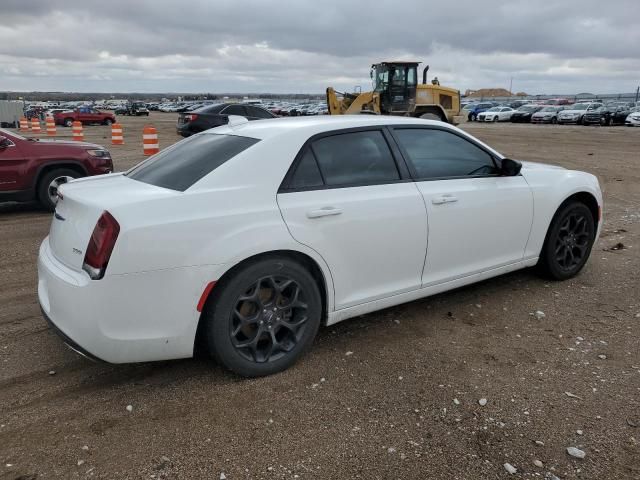 2019 Chrysler 300 Touring