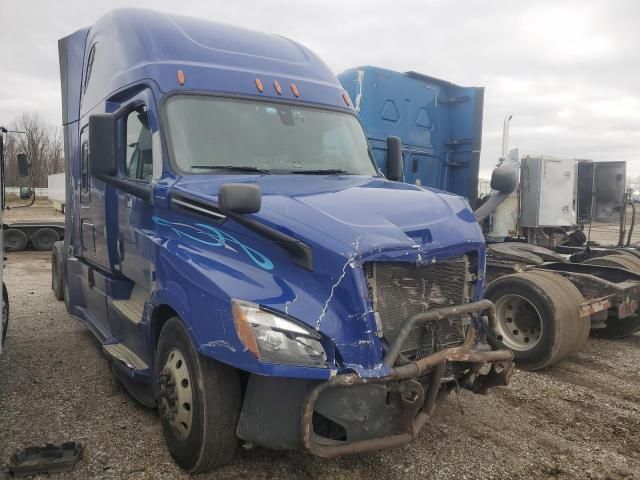 2019 Freightliner Cascadia 126