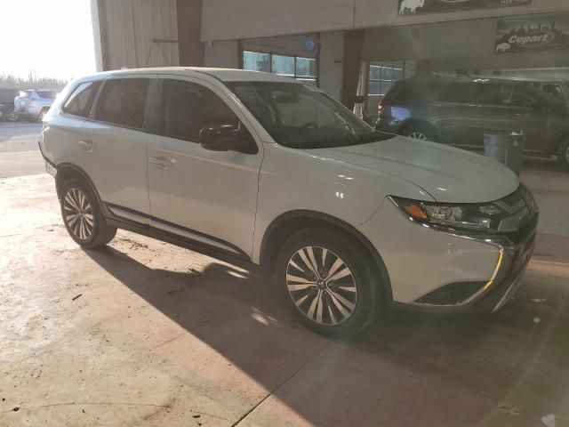 2019 Mitsubishi Outlander SE