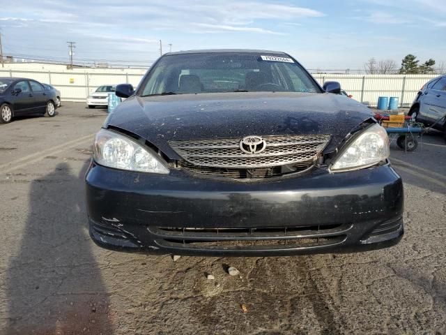 2004 Toyota Camry LE