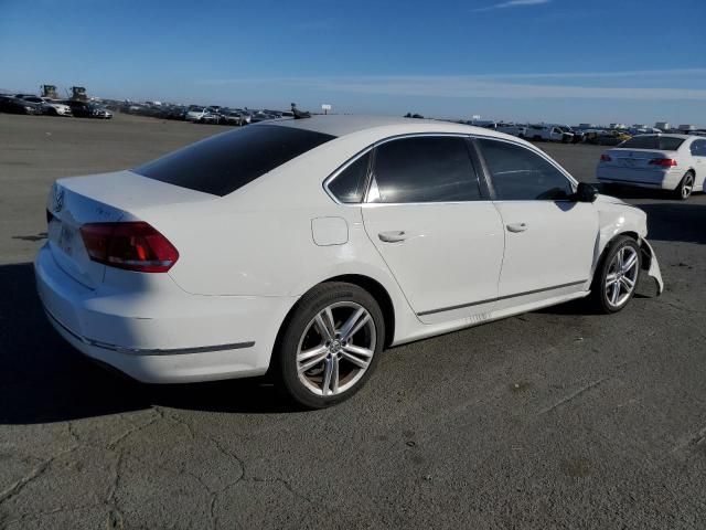 2013 Volkswagen Passat SEL