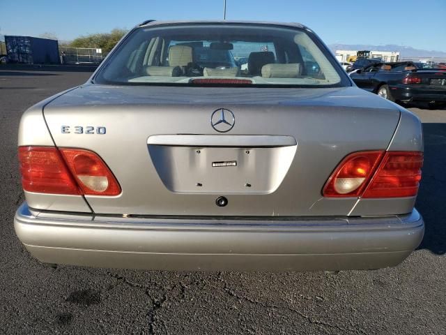 1999 Mercedes-Benz E 320