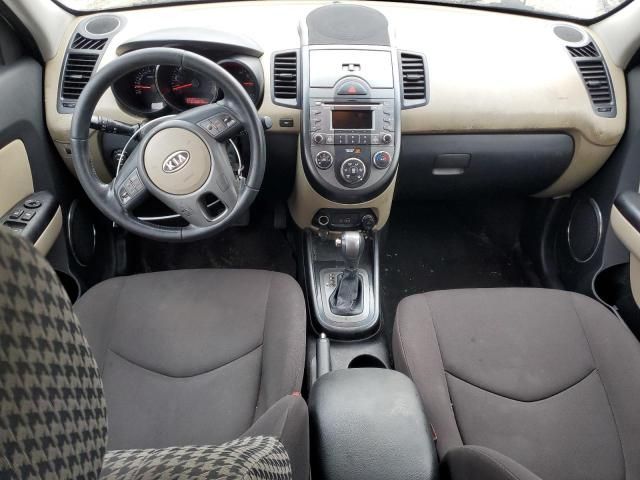 2011 KIA Soul +