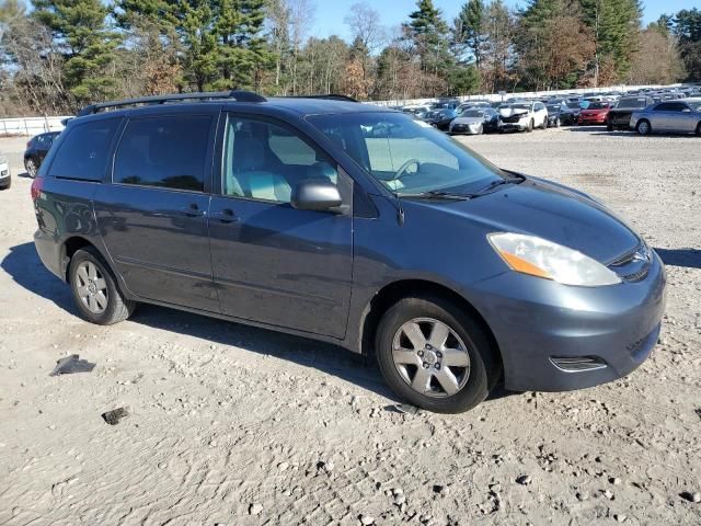 2010 Toyota Sienna CE