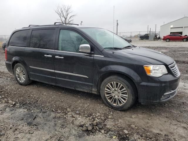 2015 Chrysler Town & Country Touring L